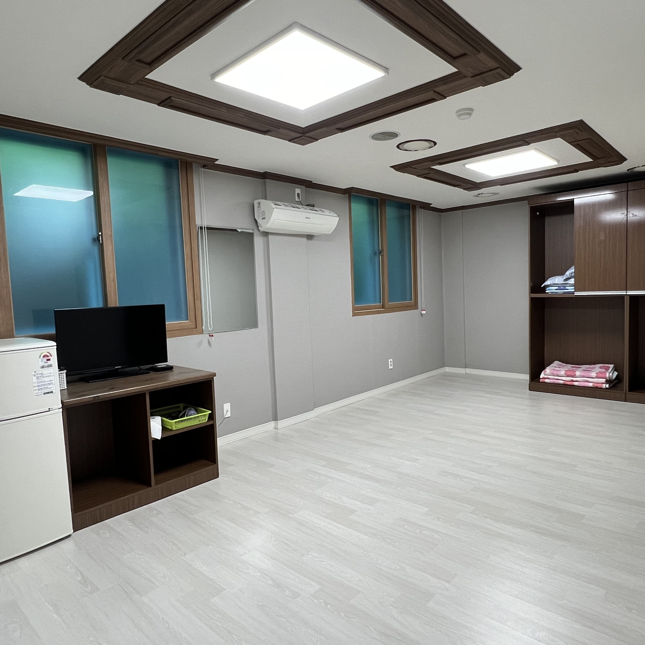 Mixed Dormitory